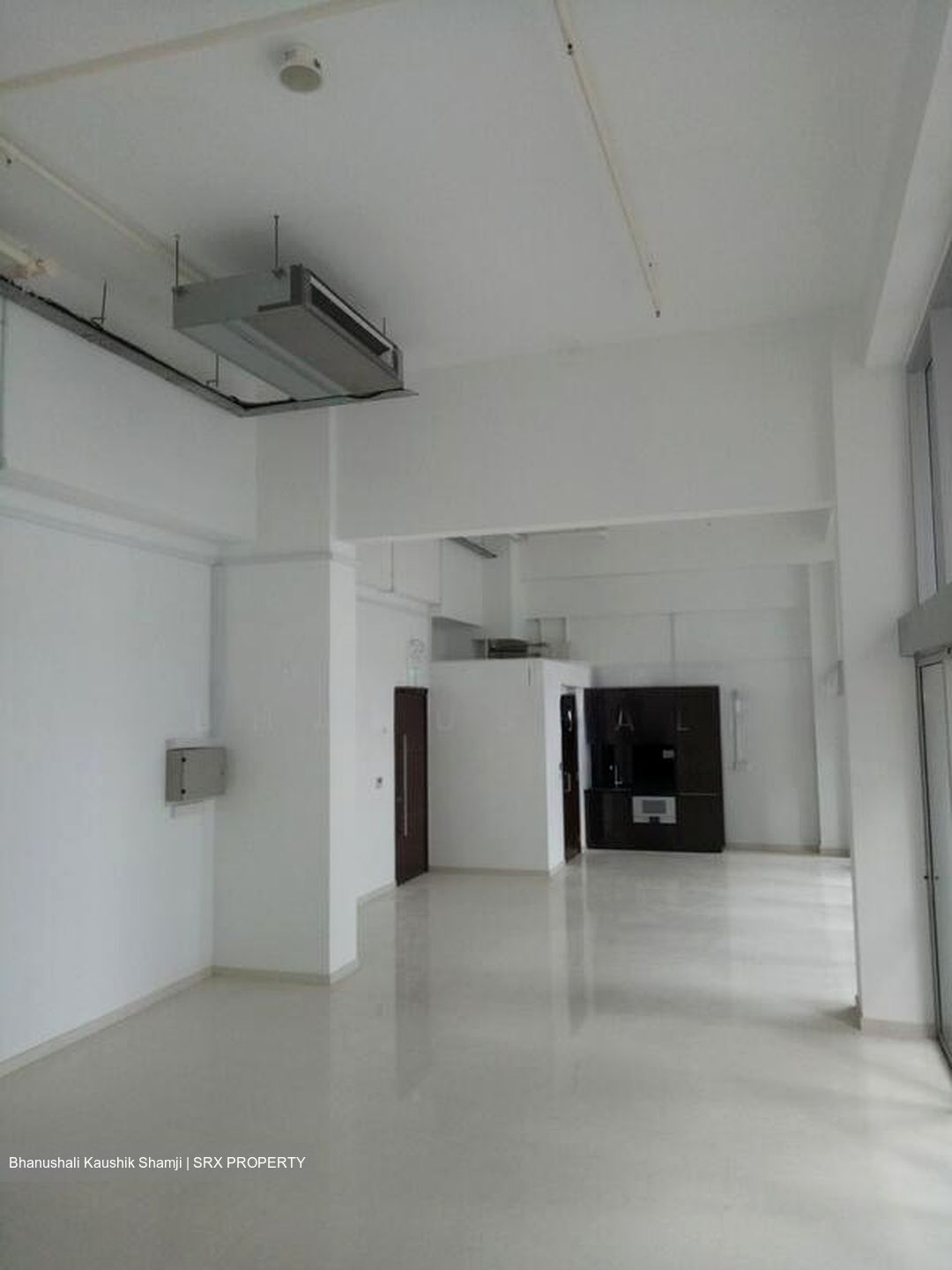 Singapore Conference Hall (D1), Office #518427171